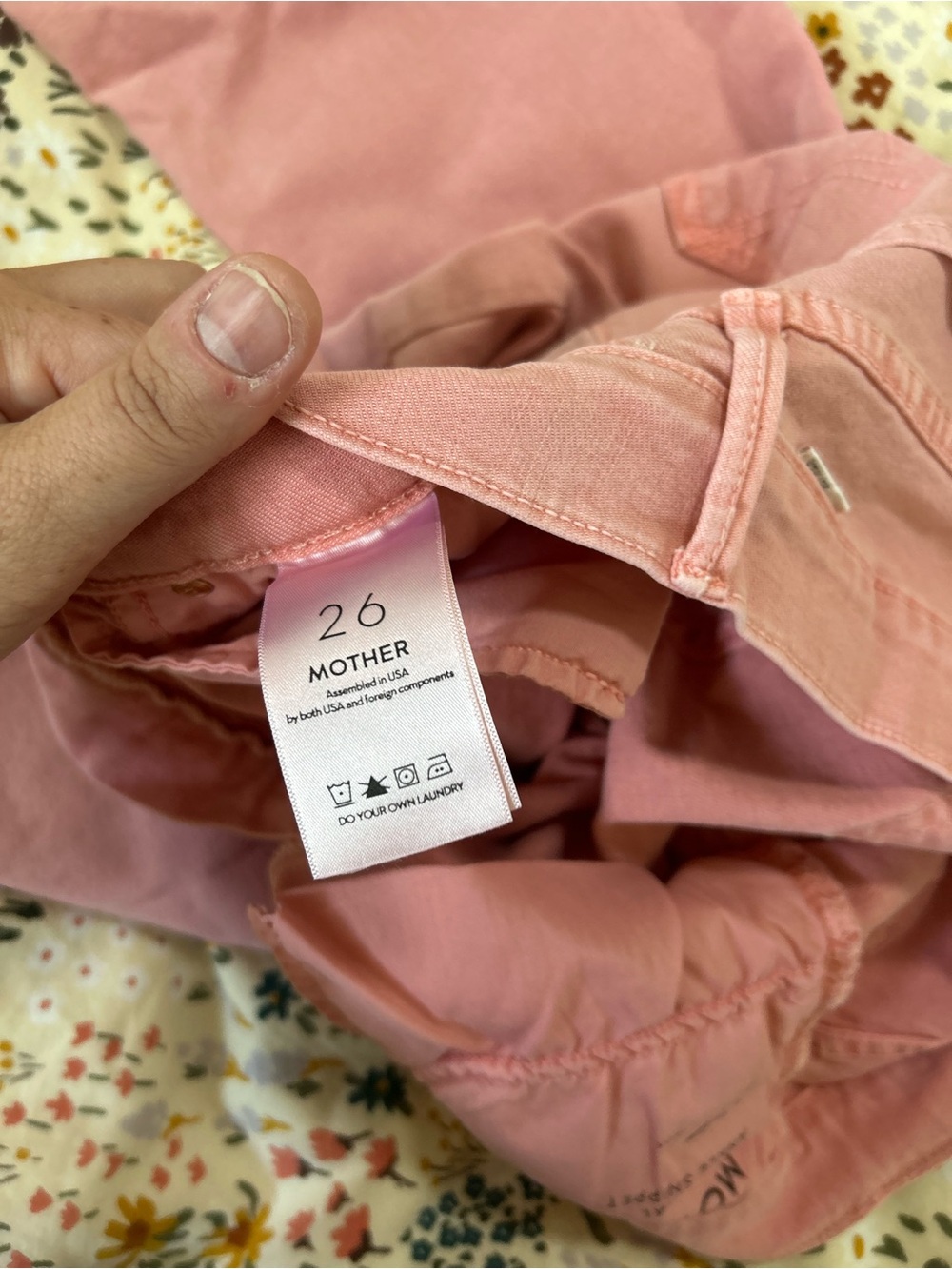 MOTHER “ The Rascal Mid Rise Cropped Straight Jeans” size 26 - Picture 5 of 7